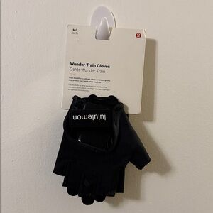 lululemon athletica Black Wunder Train Gloves